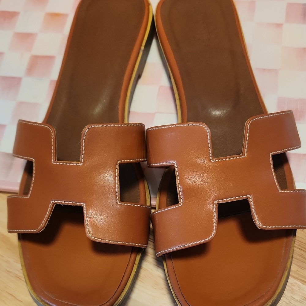 Hermès Oran Sandals - Authentic - EU 40 - US 9/9.5 - Picture 5 of 10